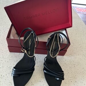 Vero Cuoio Black Strappy Heels with Gold Chain Accent